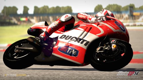Скриншот MotoGP 14 №1